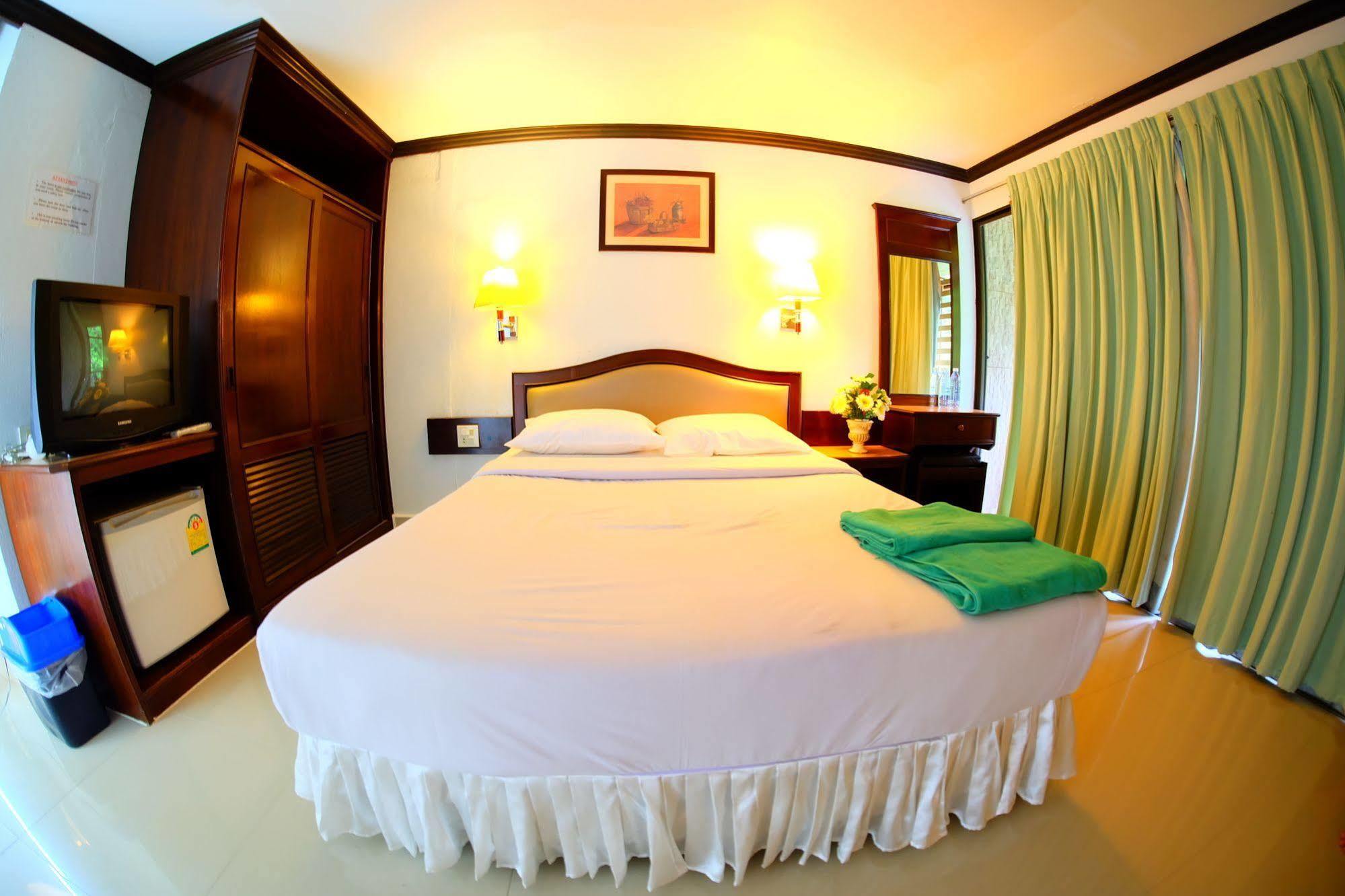 Hotel P.K. Mansion à Ao Nang Extérieur photo